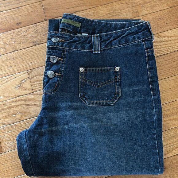 Vintage BDG Low Rise Button‎ Fly Flare dark wash Jeans festival hippie size 11 - Picture 1 of 10